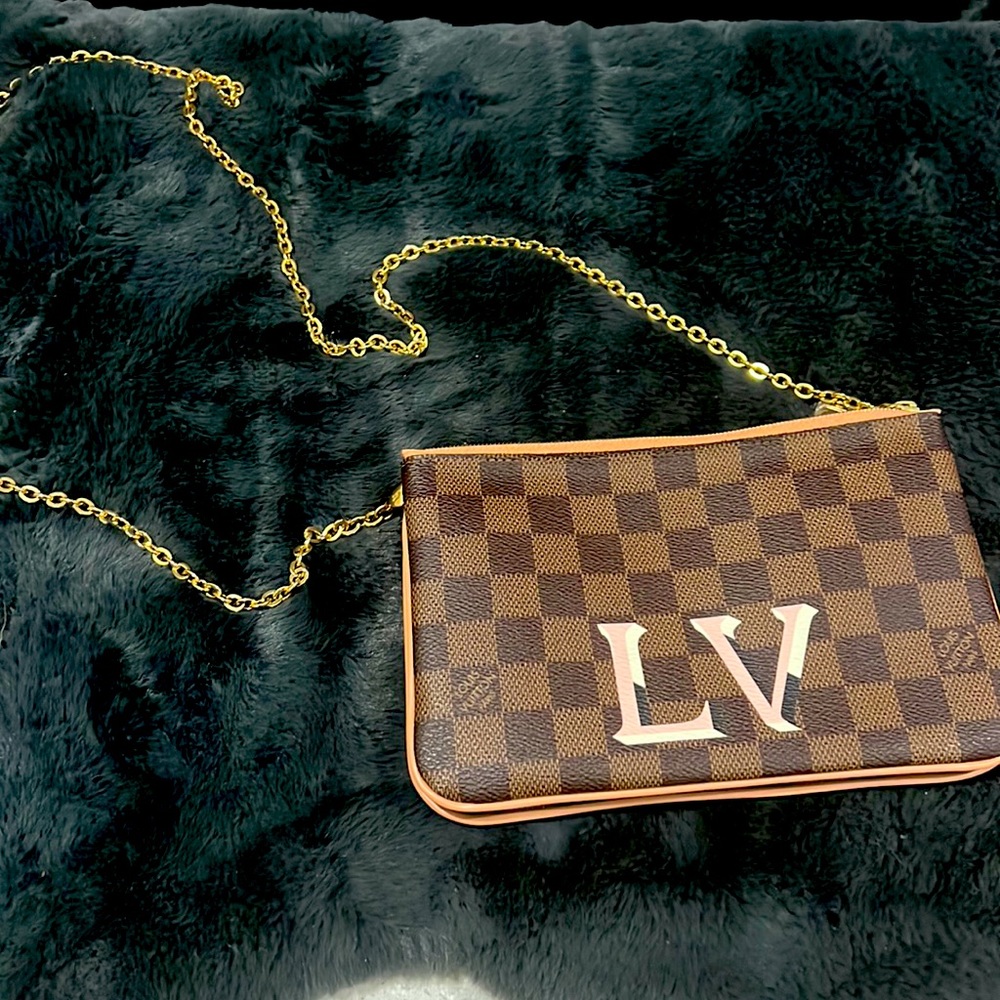 LOUIST VUITTON double zipper small cross body bag- Authentic